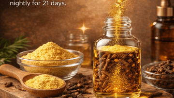 Hibiscus, Clove & Bay Leaf Detox Drink — A Refreshing Antioxidant Iced Herbal Tea Recipe